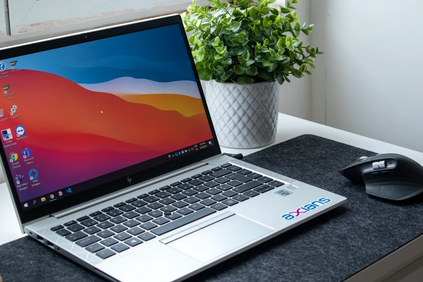Laptops & Desktops